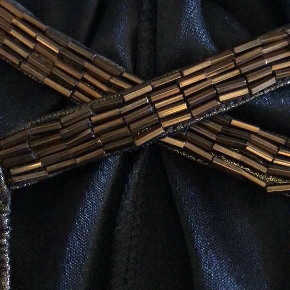 Tops - Picture 5 of 6